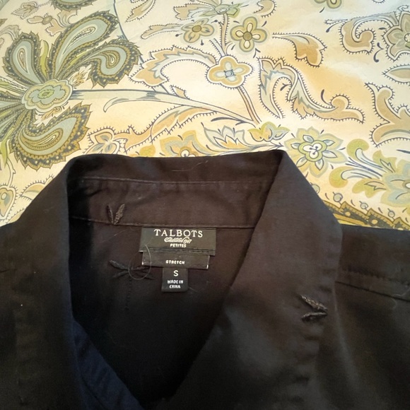 Talbots Short sleeve black Dragonfly blouse. Size small - Picture 6 of 8